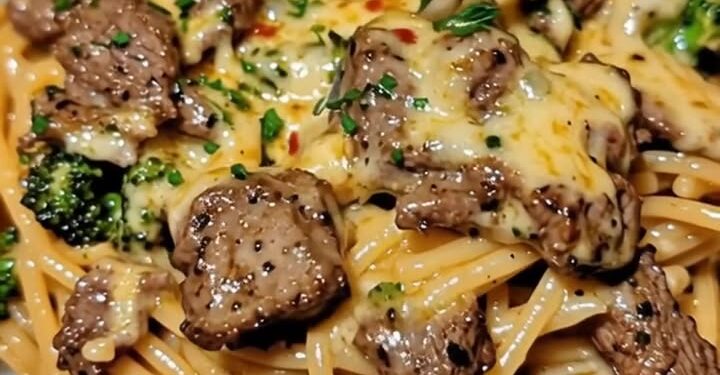 Heavenly Creamy Garlic Parmesan Penne with Steak & Veggies