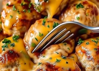 Rotel Cream Cheese Sausage Balls 🌶️🧀