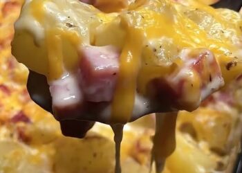 Cheesy Ham Potato Casserole