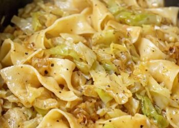 Slow Cooker Amish Cabbage Noodles (Easy Buttery Comfort Food Recipe)