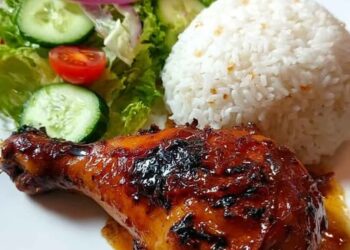 Sticky Glazed Chicken Leg with Rice & Fresh Garden Salad