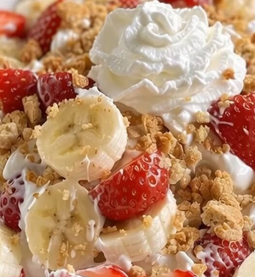  Strawberry Banana Cheesecake Salad