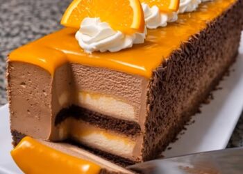 Chocolate Orange Mousse Cake