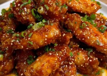 Crispy Orange Chicken Wings you can’t resist today!