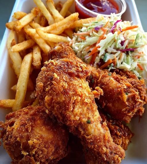 Crispy Fried Chicken Box with Fries & Coleslaw 🍗🍟