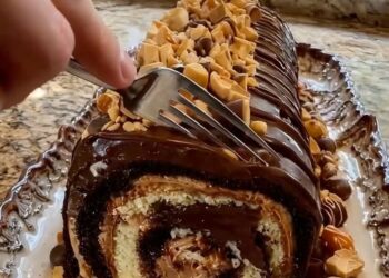 Reese’s Peanut Butter Cup Roll Cake