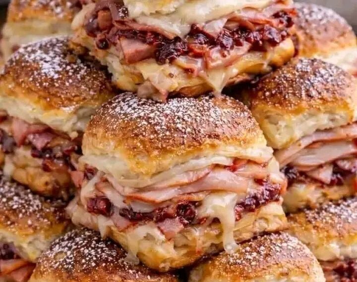 Monte Cristo Sliders The BEST Sweet & Savory