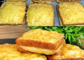Cheese toast from the air fryer