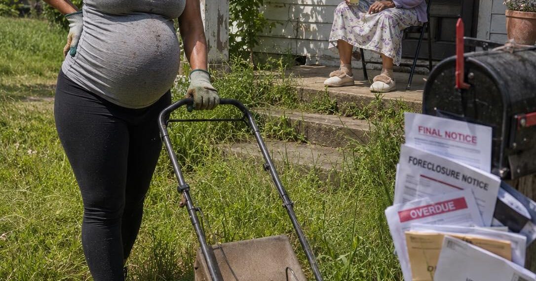 I Mowed the Lawn for the 82-Year-Old Widow Next Door – The Next Morning, a Sheriff Woke Me up with a Request That Made My Blood Run Cold