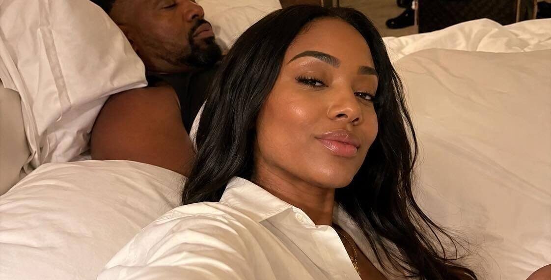 At 3:00 AM my husband’s mistress sent me a photo to destroy me, but I forwarded it to the whole Board of Directors of his company