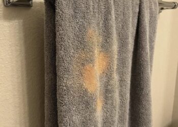Why your towels are getting orange stains that won’t wash out