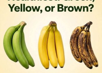 Which Banana Is the Healthiest? 🍌 Green, Yellow, or Brown — The Answer Might Surprise You! 👀