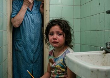 My 12-year-old granddaughter was studying in the freezing bathroom at 2 AM, shivering in a winter coat. “I can’t turn the lights on in the bedroom. If she wakes up, Dad said you’ll throw us out,” she sobbed.