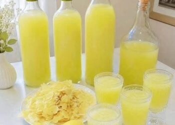 Ginger water is a tasty beverage that can help you reduce fat around your waist and thighs, as well as ease joint pain