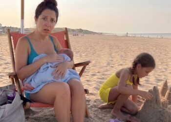 A Woman Started Filming Me for Breastfeeding My Baby at the Beach – Then My 8-Year-Old Daughter Asked Her One Question That Left Everyone Speechless