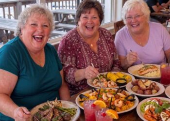 My Future MIL Brought Her Sisters to Meet My Mom, Ordered $1,700 Worth of Food, and Said, “The Bride’s Mother Pays” — But She Had No Idea Who She Was Dealing With