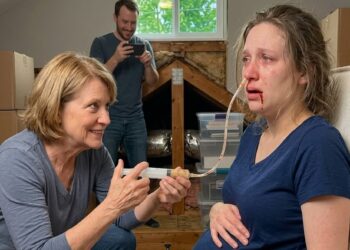 The Hidden Phone That Exposed A Husband’s Secret Cruelty