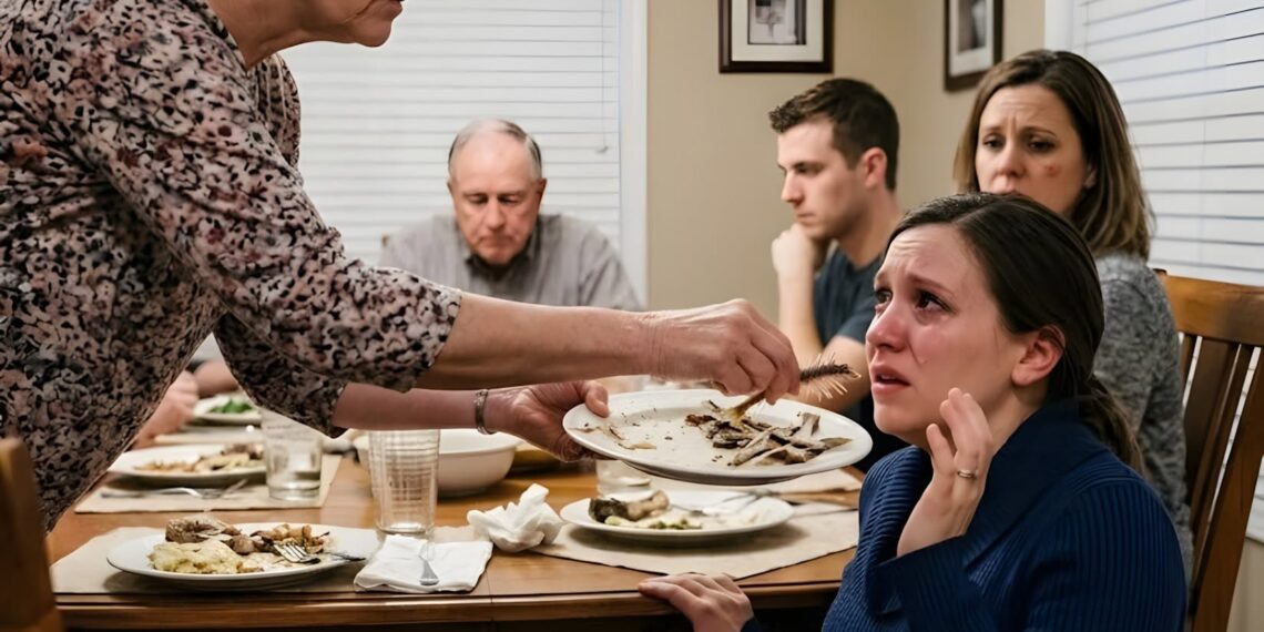 The Spare Key Wasn’t the Only Thing My Family Had Been Passing Around-ficia