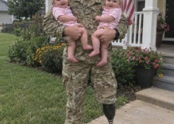 I returned home with a prosthetic leg, only to discover that my wife had abandoned me with our newborn twins. Three years later, fate gave me a chance to face her again—and she never saw it coming.